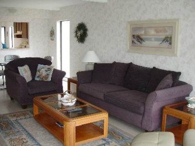 Holmes Beach Vacation Rental with Bay View Sleeps Five